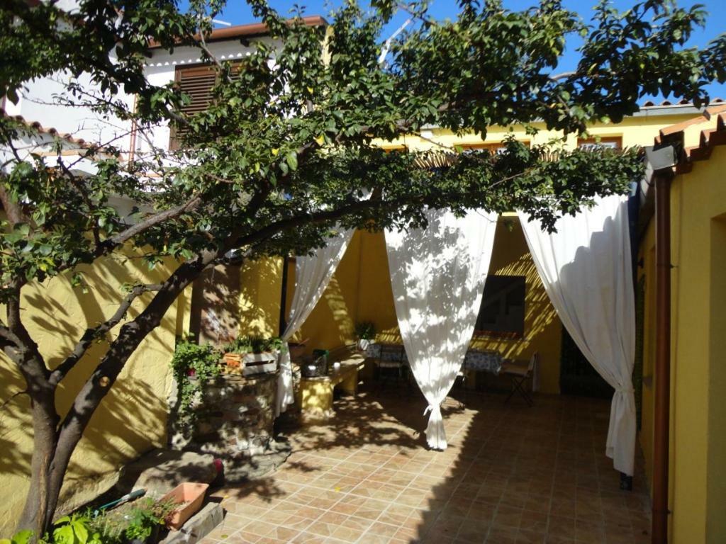 B&B Domu Incanto Sa Domu Sarrabesa มูราเวรา ภายนอก รูปภาพ